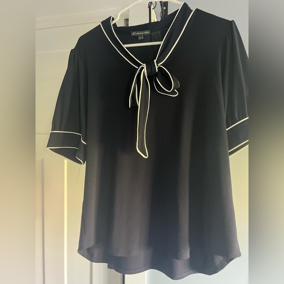 Adrianna Papell navy tie collared blouse - Picture 2 of 4